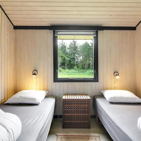 Biergh - 600m From The Sea By Interhome